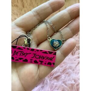 💜💜💜New betseyville  lovely necklace💜💜💜💜